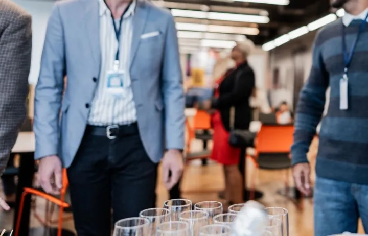 Czy imprezy firmowe mogą pomóc w redukcji stresu wśród pracowników?