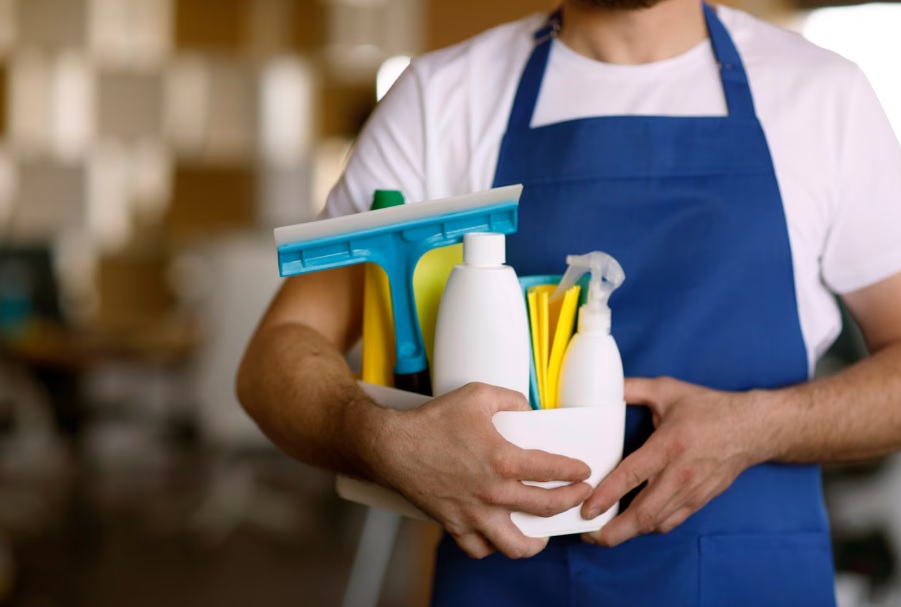 Kiedy inwestycja w usługi, jakie oferuje firma sprzątająca z Rzeszowa, zaczyna realnie wspierać rozwój biznesu?